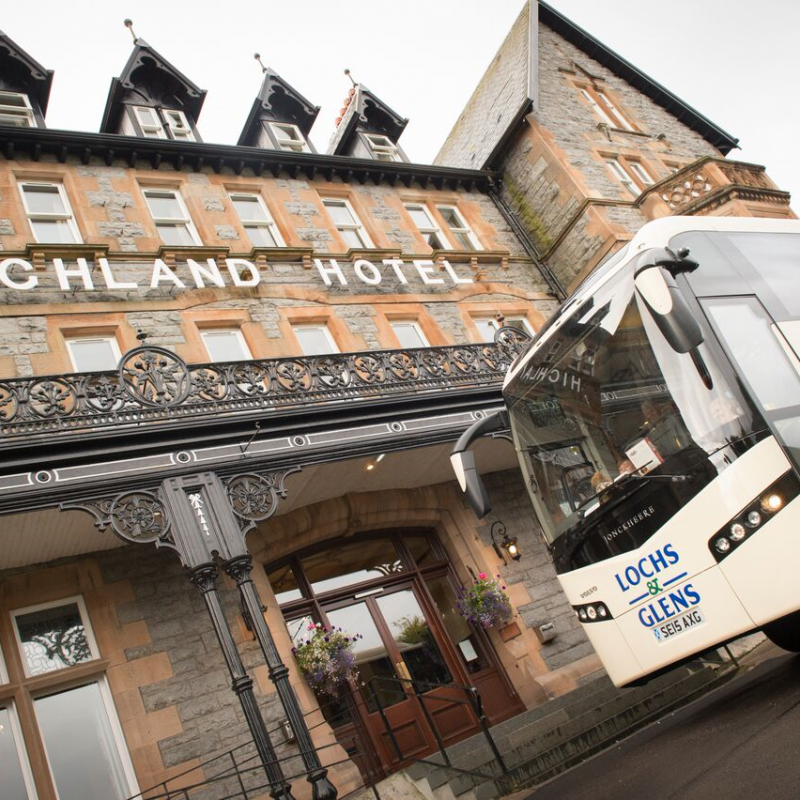 Lochs & Glens Coach outside the Highland Hotel